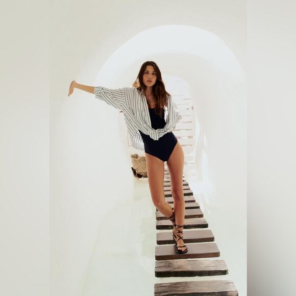 Zara STRIPED LINEN BLEND TOP Size Large - Picture 2 of 13